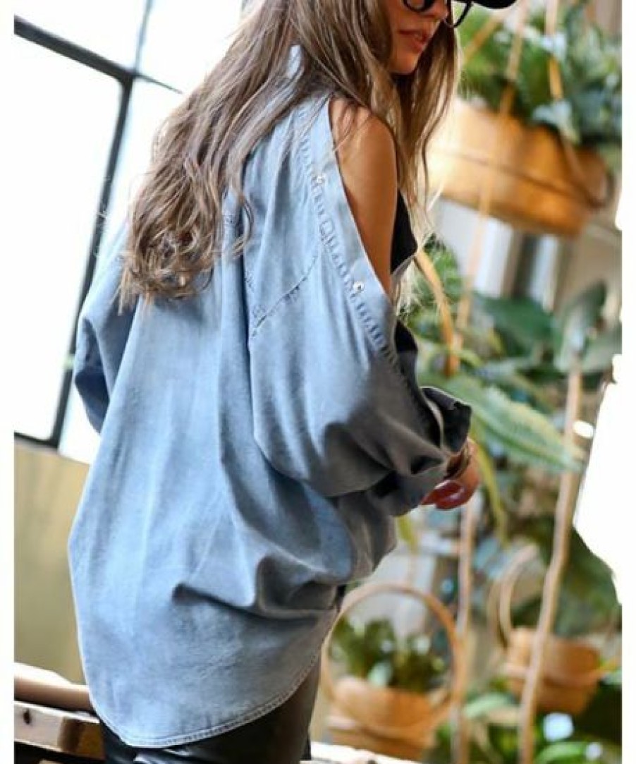 Women * | Top 10 42Pops Light Denim Eyelet Open-Sleeve Pocket Top Women